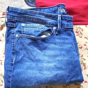 Levi jeans